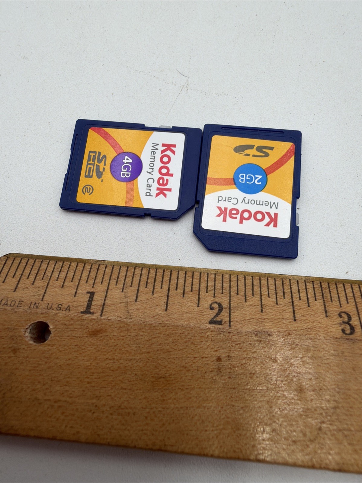 Kodak 2GB & 4GB Class 4 SDHC SD Camera Memory Cards Free Shipping Used No Cases