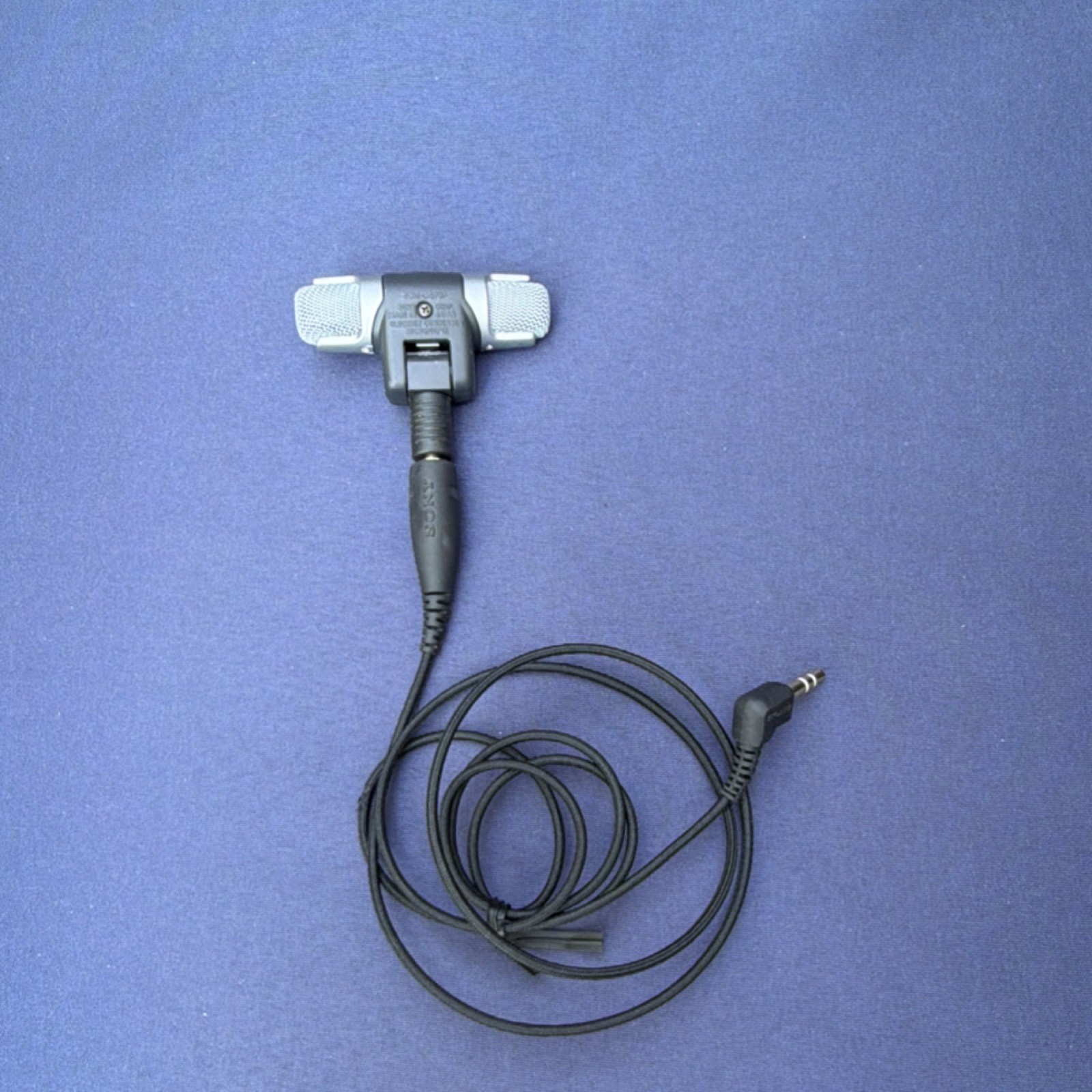 Sony ECM-DS70P Stereo Clip-On Omnidirectional Microphone 3.5mm Wired TRS
