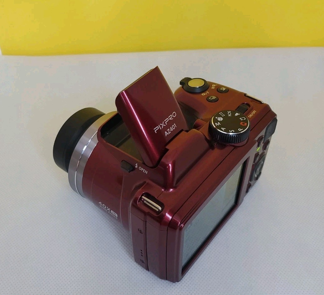 KODAK PIXPRO AZ401 Digital Camera 16MP 40X Zoom HD 720p – Red -Open Box