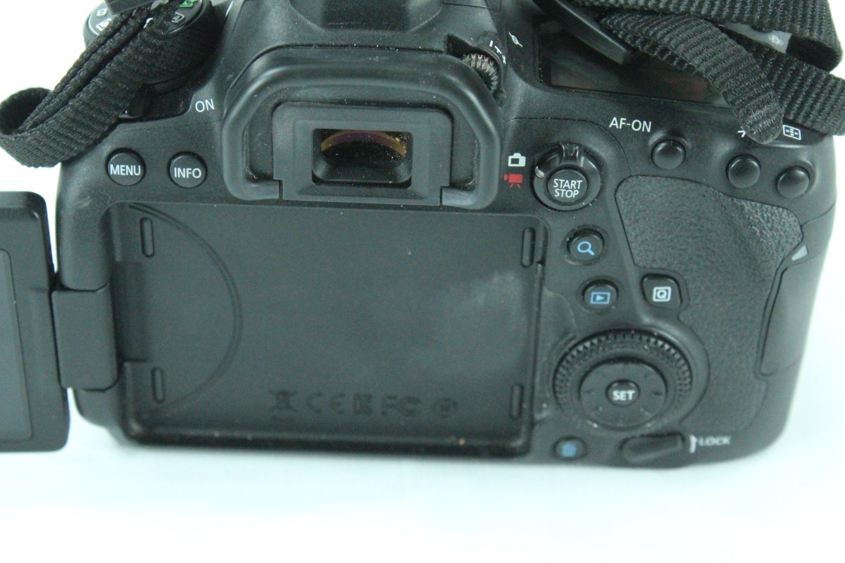CANON EOS 6D MARK II (SDM044810)