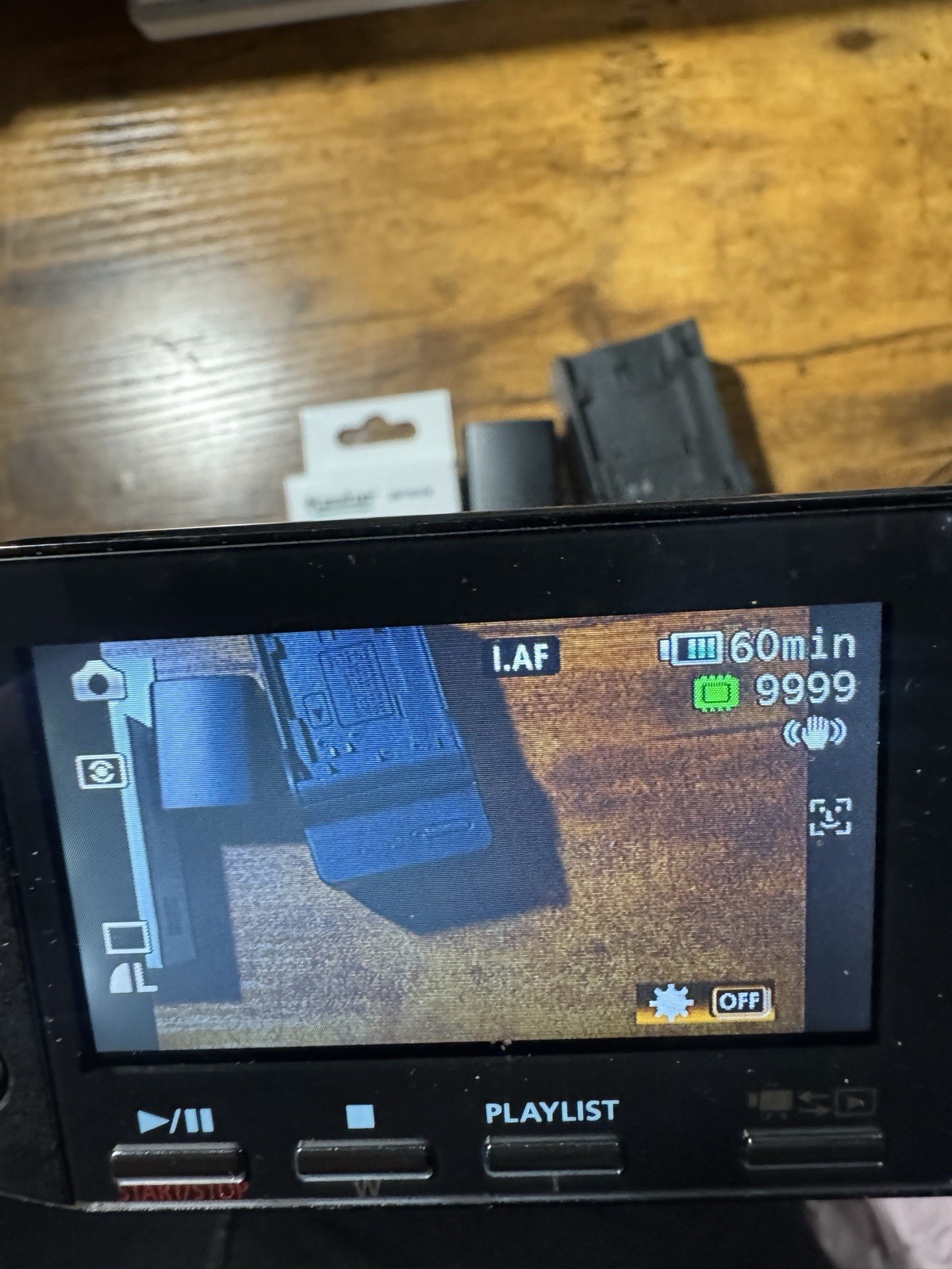 Canon VIXIA HF S11 HD Camcorder 64GB 10x Zoom Tested Works Battery Charger