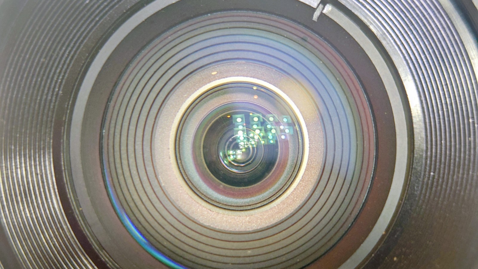 Azure 5mm 10MP C-Mount Lens 0518M10M 2/3″ Low DistortionMach Vision – EXCELLENT