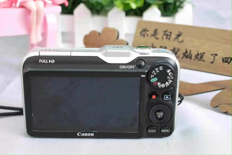 Canon PowerShot SX230 HS 12.1 MP CMOS Digital Camera 14x Image Stabilized Zoom