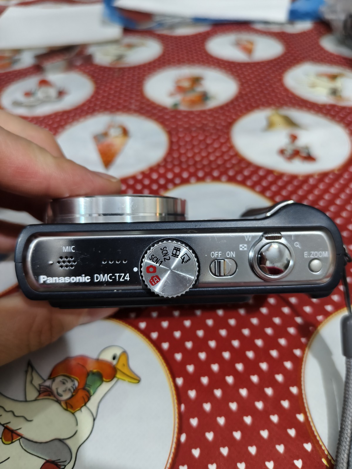 Panasonic Lumix DMC-TZ4 Camera