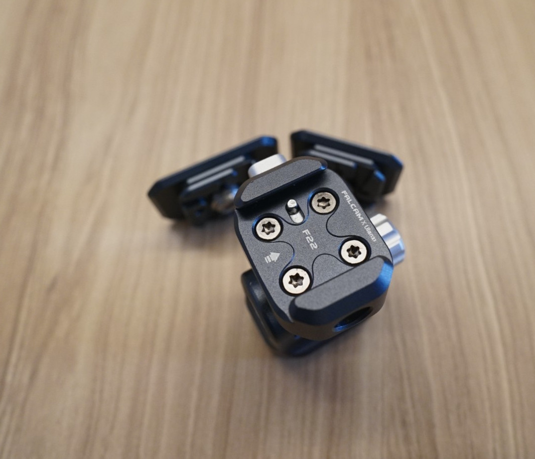 Ulanzi Falcam F22 Tilting Head for Monitor & Mount Plates (FeelWorld)