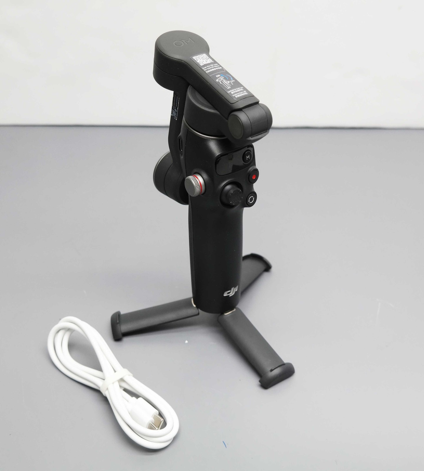 DJI Osmo Mobile 7P Smartphone Gimbal 3-Axis Stabilizer Gray READ