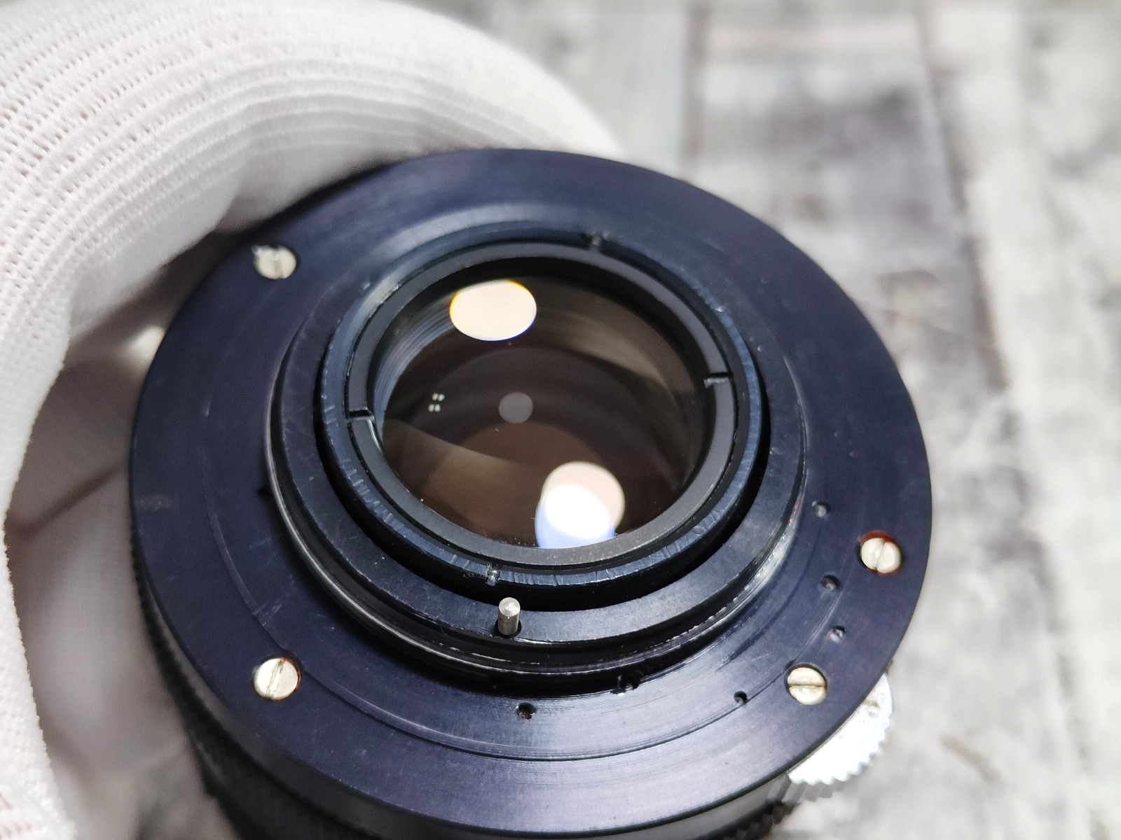 KMZ Helios 44M lens 58mm 1:2 A/M aperture fits M42 mount.