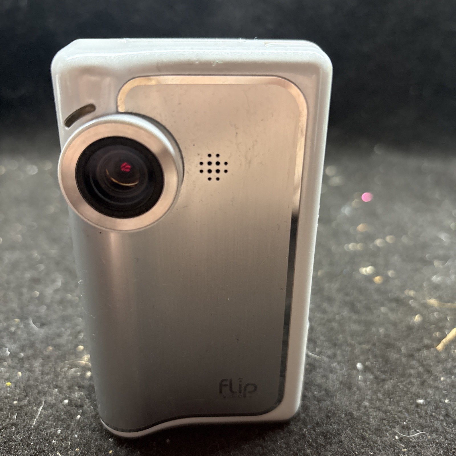 Flip, pure digital camera