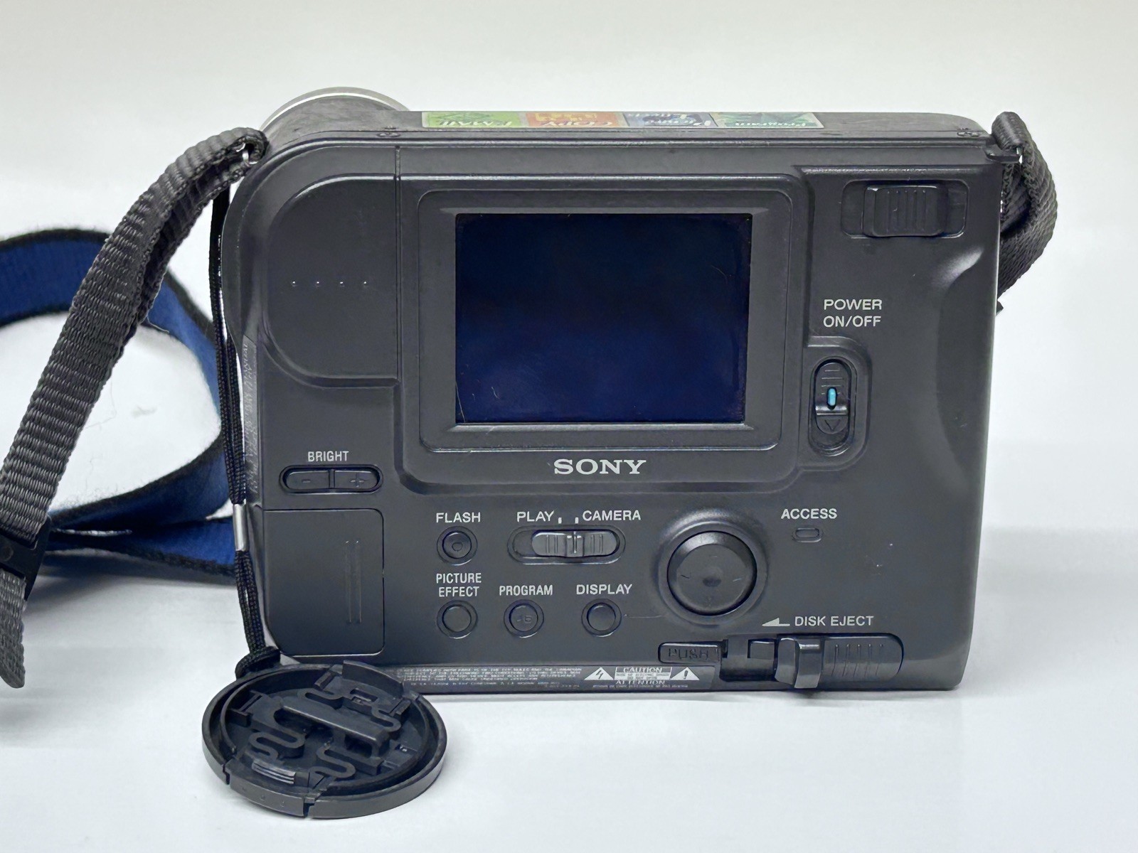 Sony Mavica MVC-FD71 Digital Camera No Charger yes battery; should still work