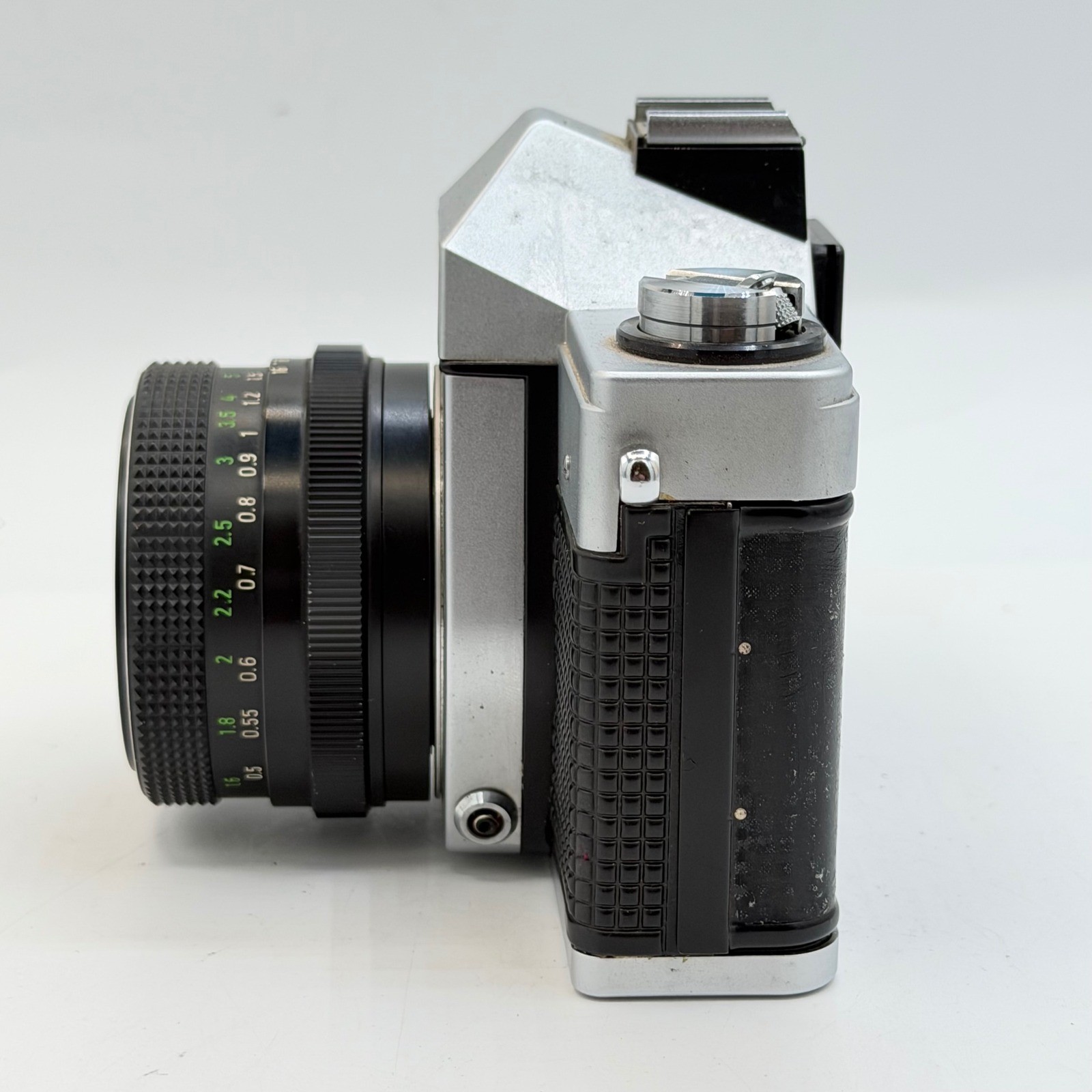 Praktica MTL3 35mm SLR Film Camera with Pentacon Auto 1.8/50 Multi Coating Lens