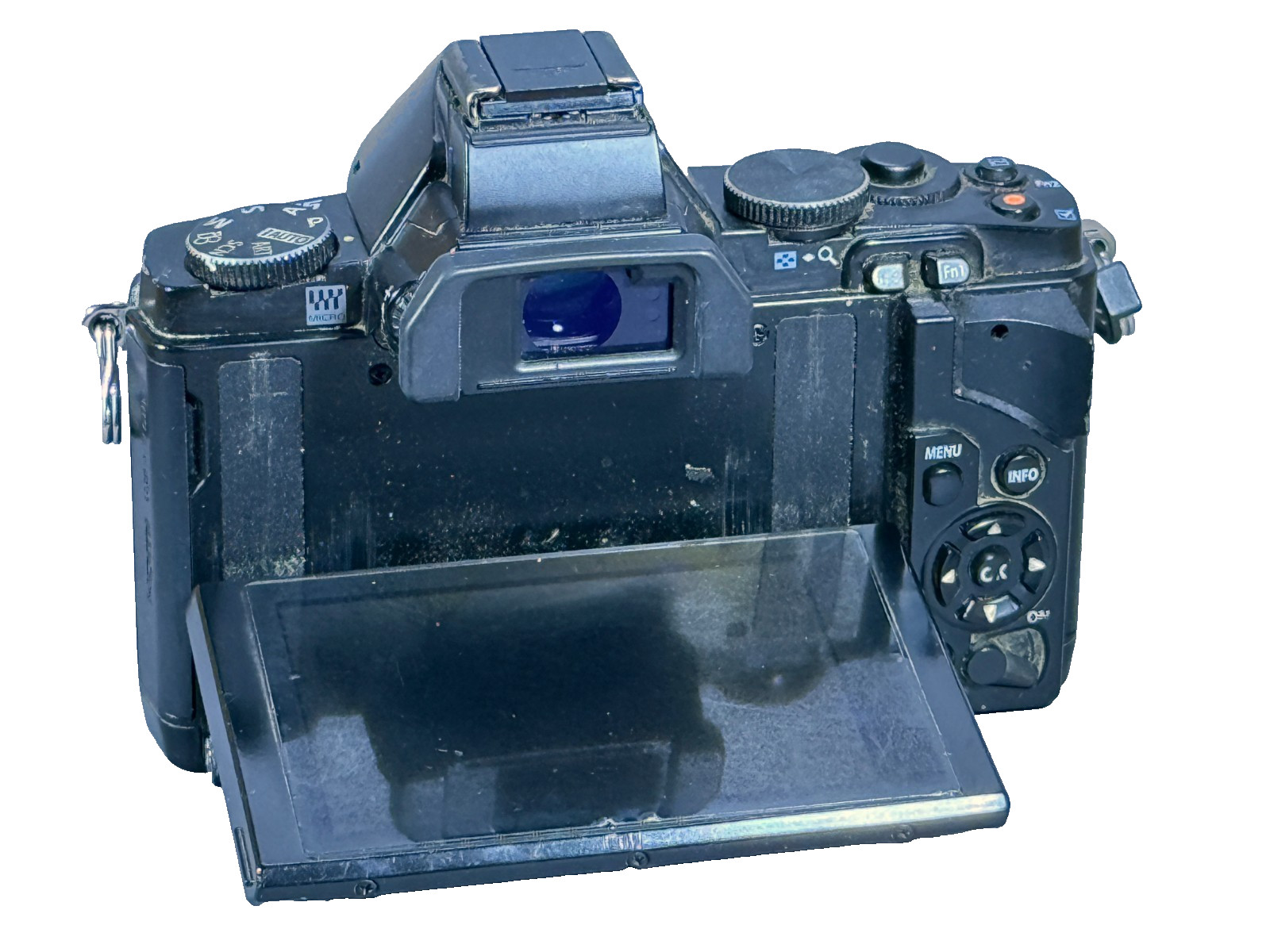 Olympus OM-D E-M5 16.1 MP (first generation): body, charger, flash, manual, more