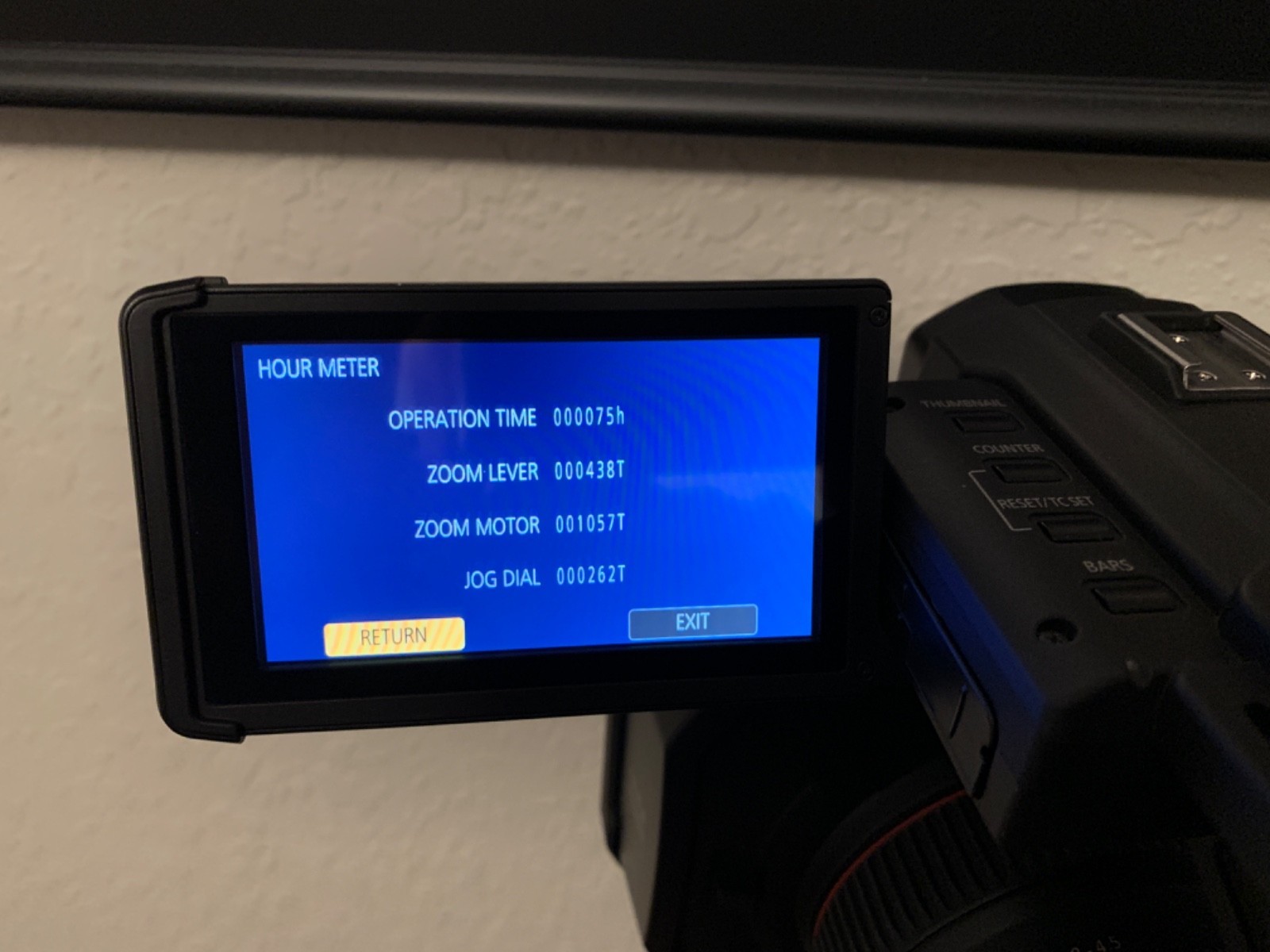 Panasonic AG-UX180 4k Professional Camcorder – only 75 HOURS! Yes, Nearly NEW!