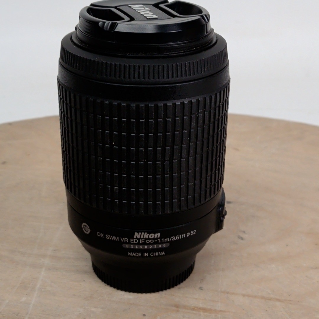 Nikon AF-S DX NIKKOR 55-200mm f4-5.6 G ED VR Zoom Lens from JAPAN