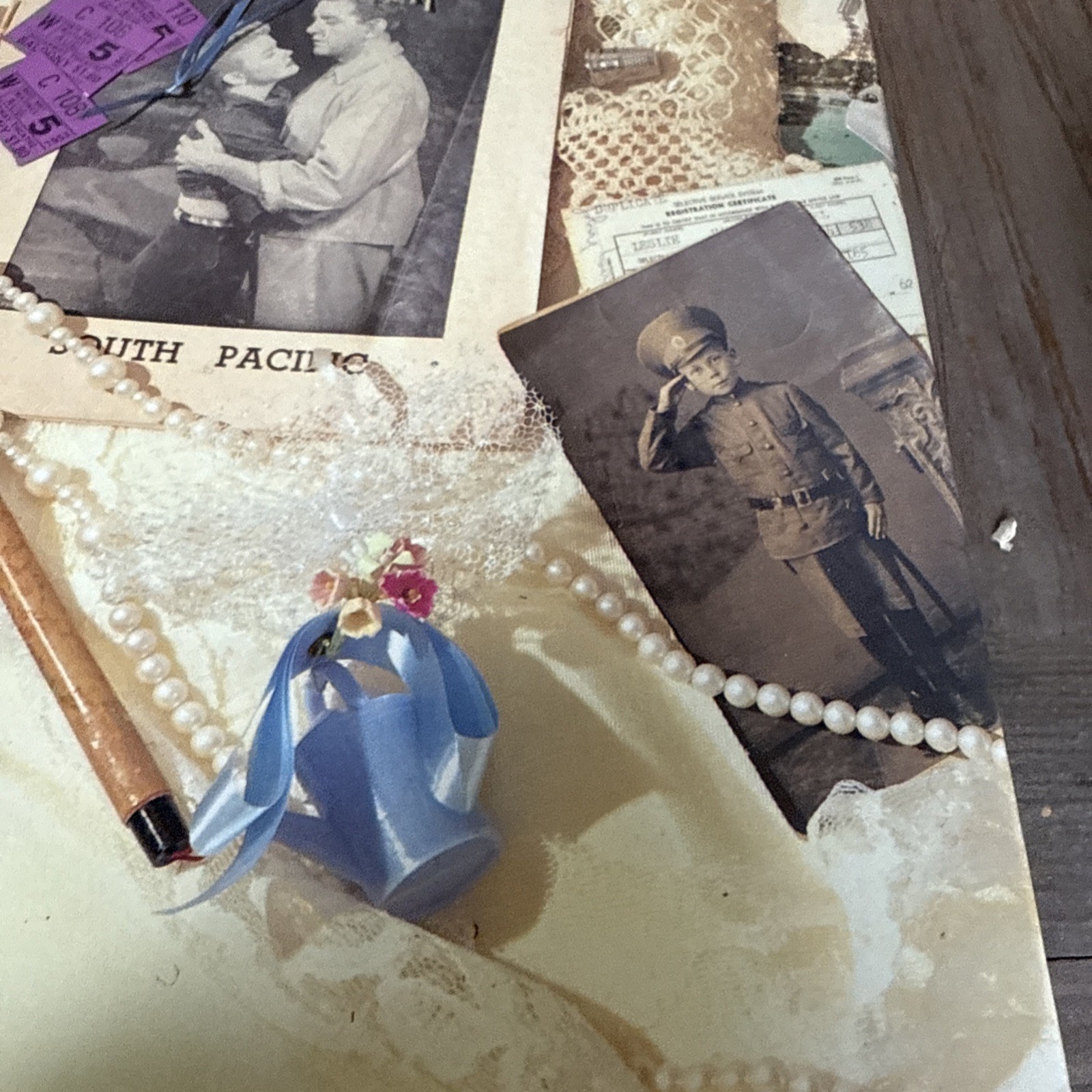 Traveler’s/ Family Photo Album Holds 330+ Photos with Indexing Tabs 55 Inserts.