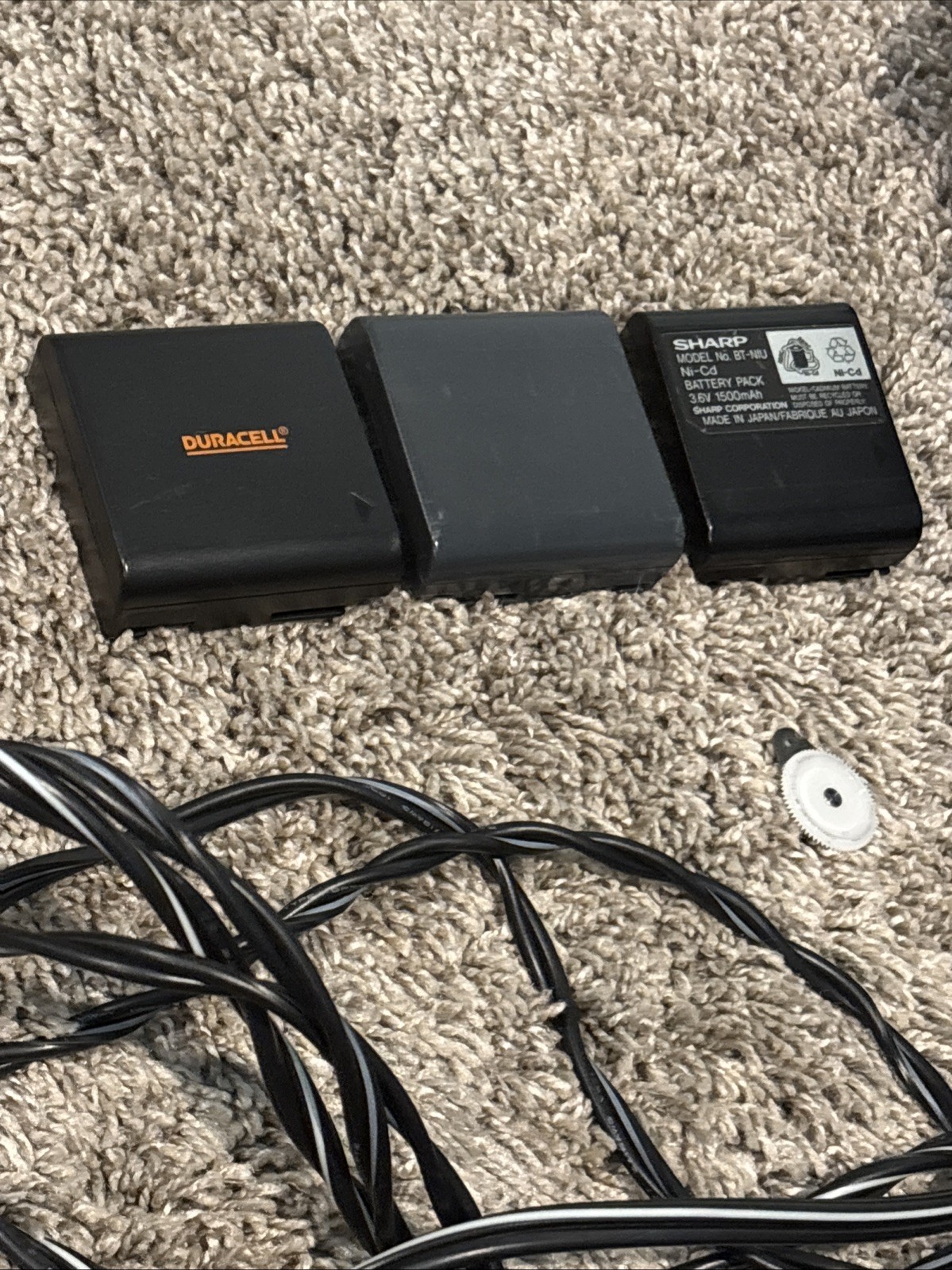 SHARP 8 VIEWCAM VIDEO CAMERA MODEL VL-E37U w/Bag Etc.
