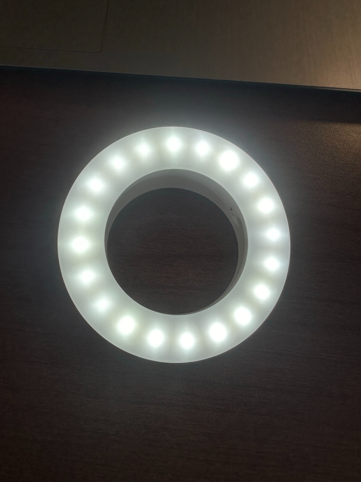 Mobile Clip-on Ring Light