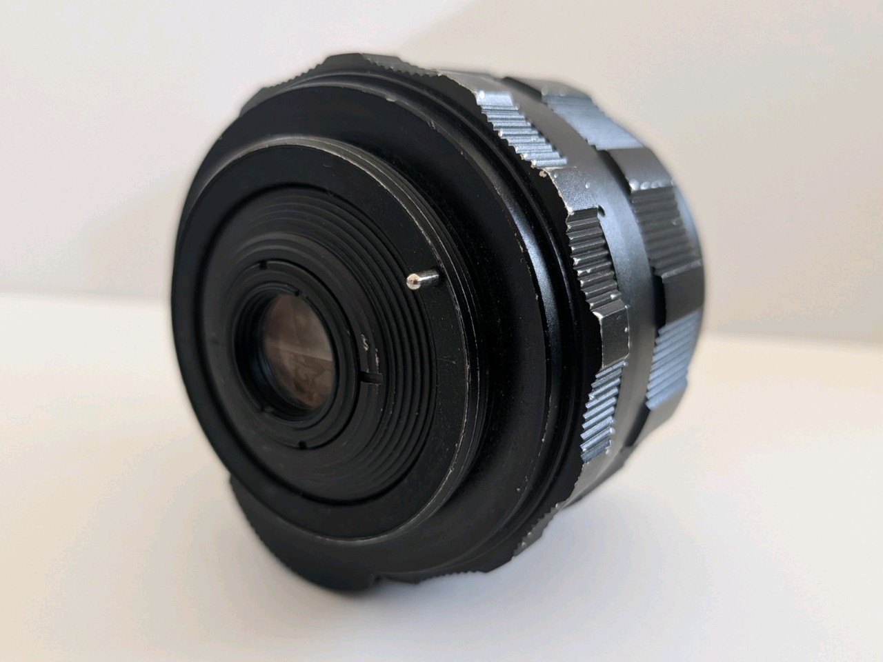 Asahi Pentax Super Takumar 28mm f/3.5 M42 Vintage Manual Focus Wide Camera Lens