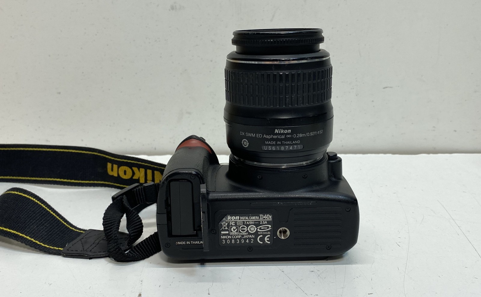 Nikon D40x 10.2MP DX DSLR Camera With 18-55mm f/3.5-5.6G II Lens Tested