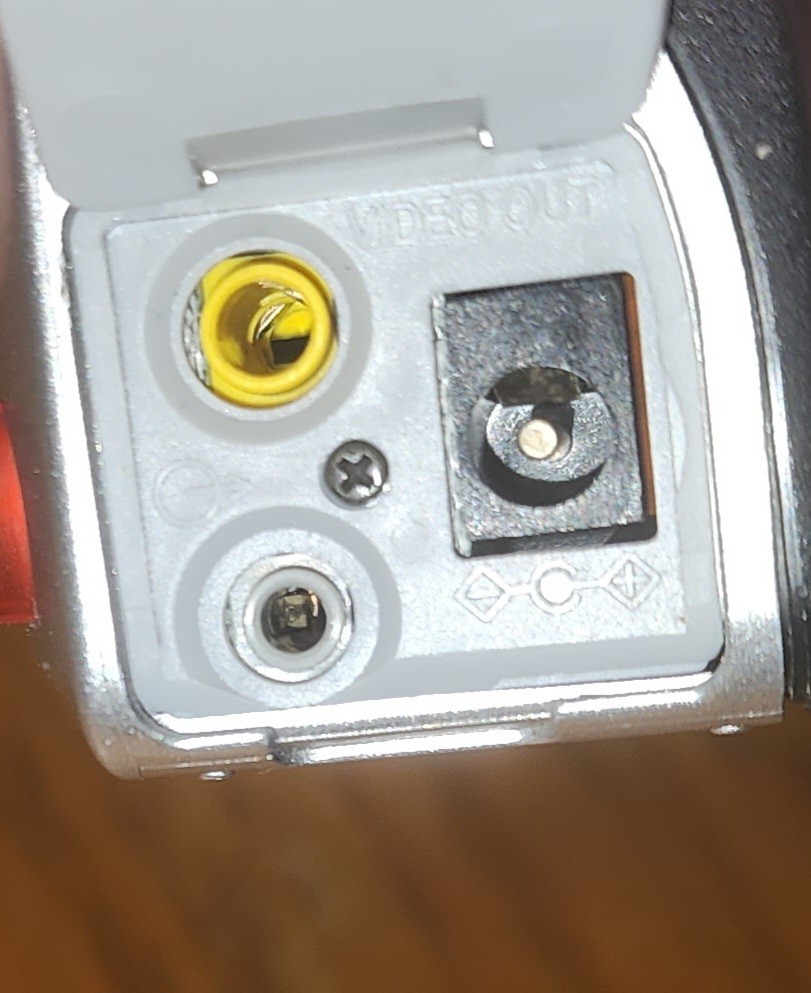 1999 Olympus Camedia D-360l Digital Camera Works. Read Desc.