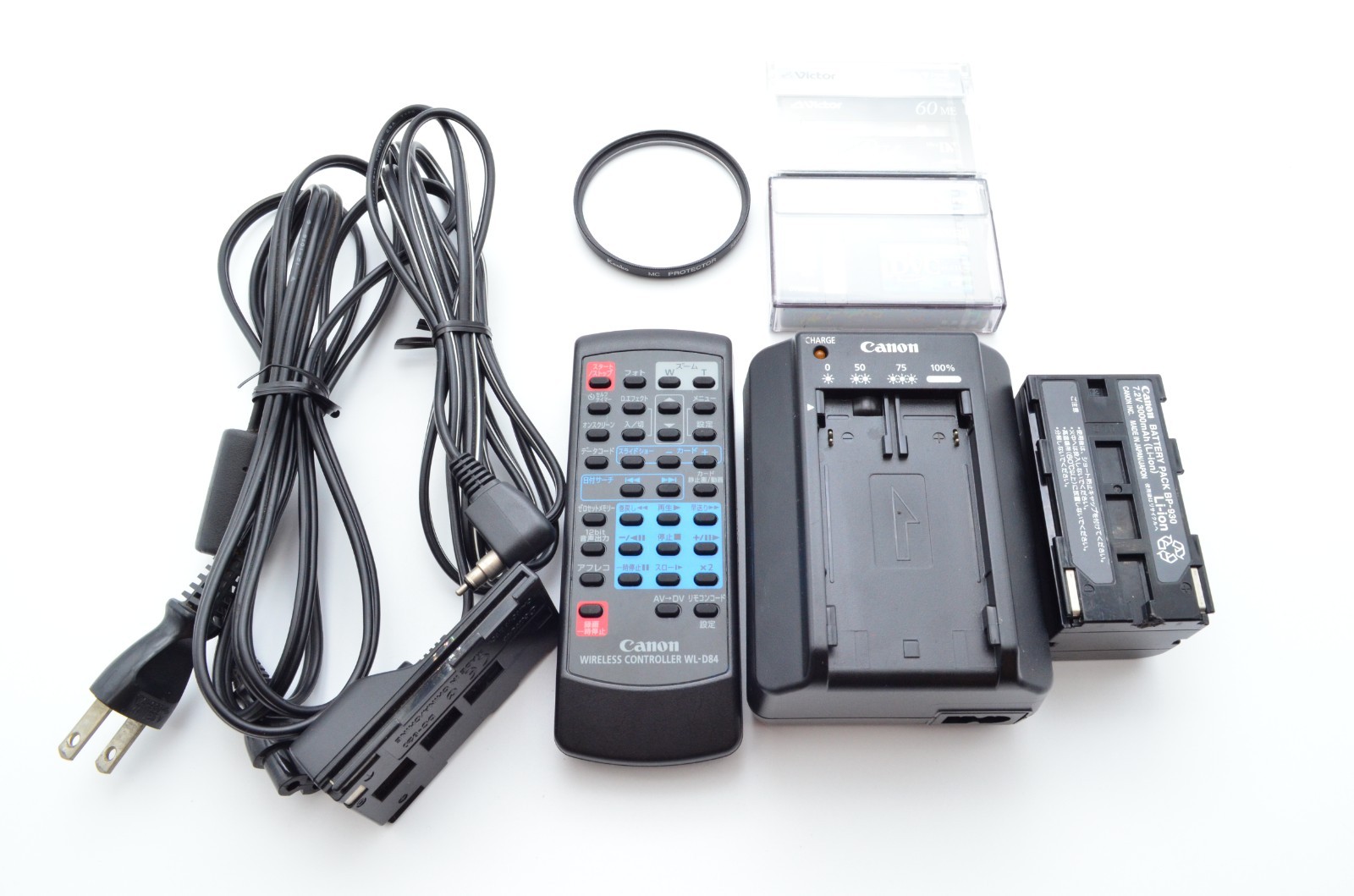 NEAR MINT Canon DM-XV2 MiniDV Camcorder 3CCD 20x Zoom LCD Japan Tested w/Remote