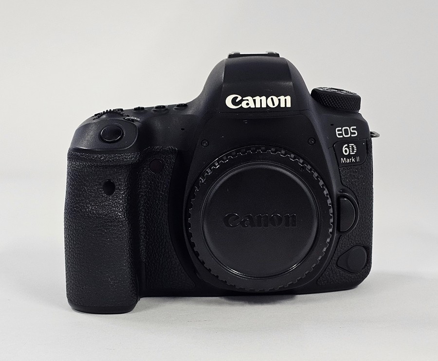 #Canon EOS 6D Mark II 26.2MP Digital SLR Camera (S/N 058051000330) -104K COUNT