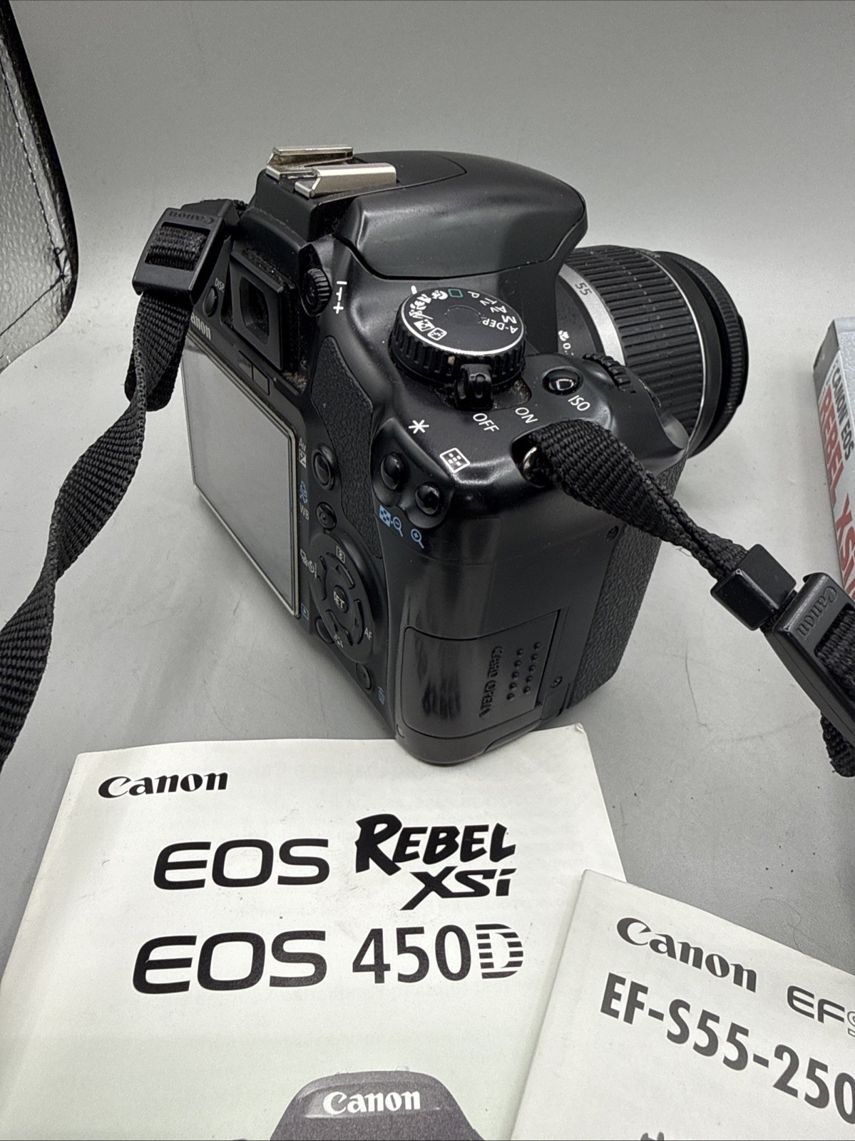 Canon EOS Rebel XSi 450D 12.2MP Digital DSLR Camera Kit