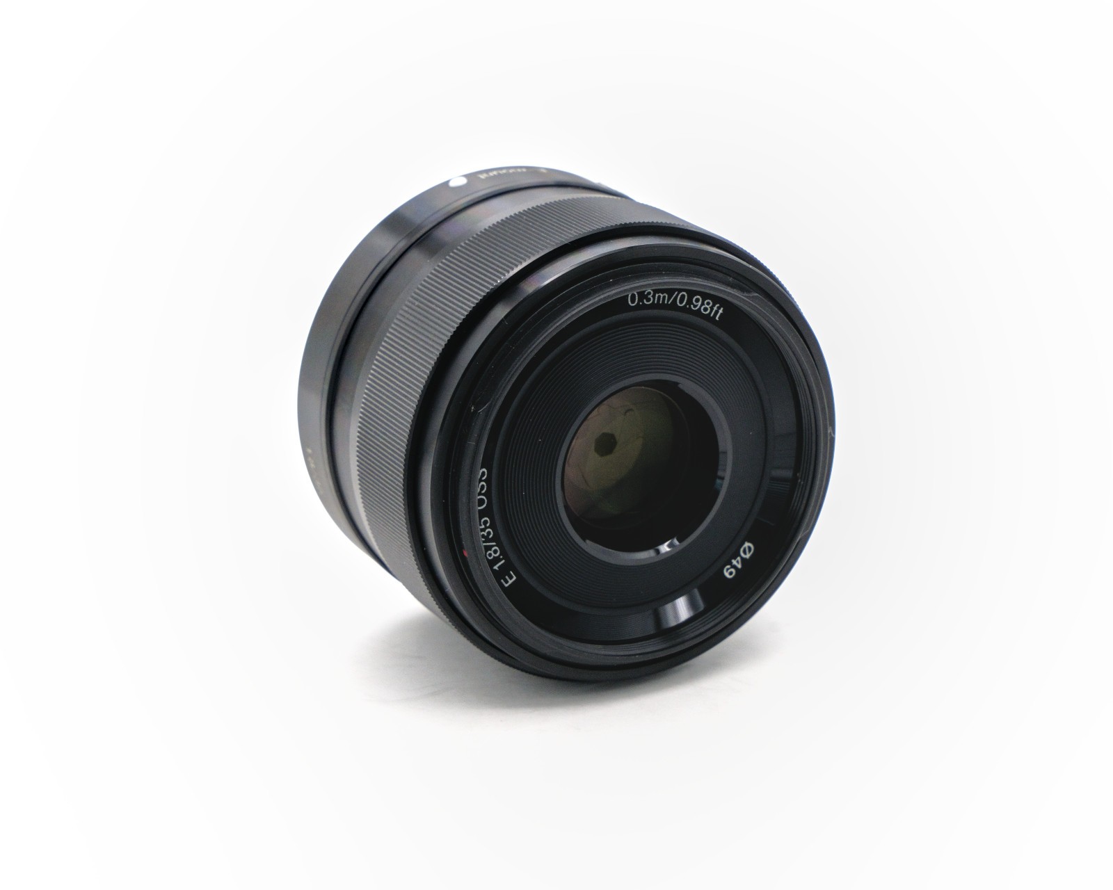 Sony SEL35F18 35mm F/1.8 OSS APS-C Prime Lens for Sony E-Mount Camera