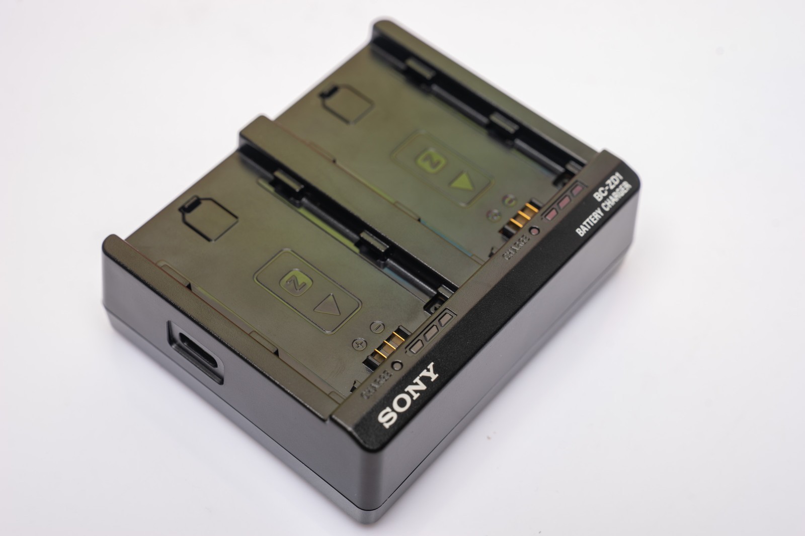 Sony BC-ZD1 Dual Battery Charger for Camera, 8.4V, Black