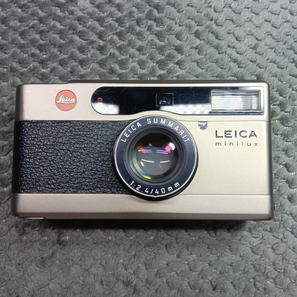 LEICA MINILUX 40MM F2.4 COMPACT FILM CAMERA USED