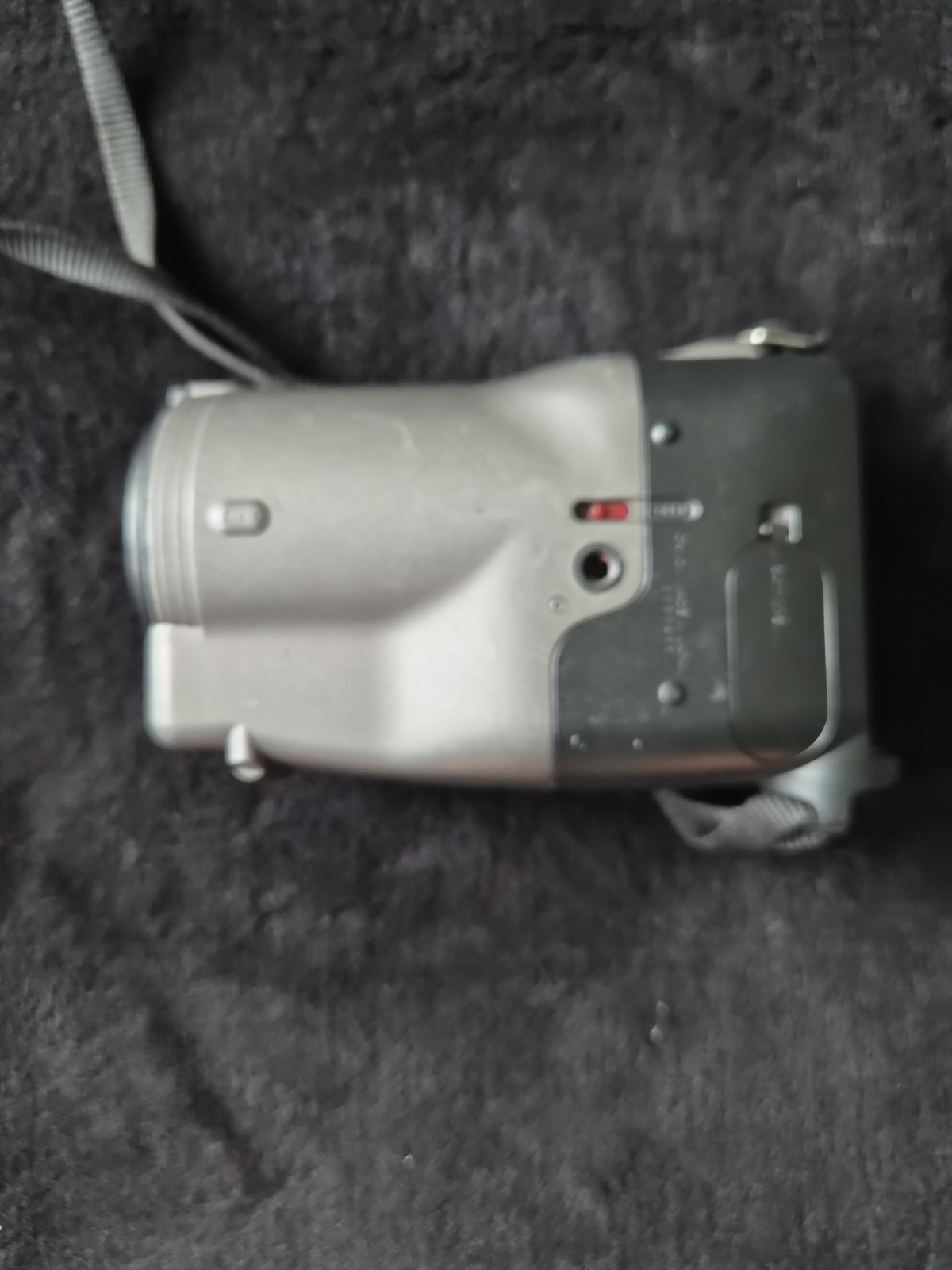 Canon Photura Canon Zoom Lens 35-105mm Auto Zoom Flash Film Camera Untested