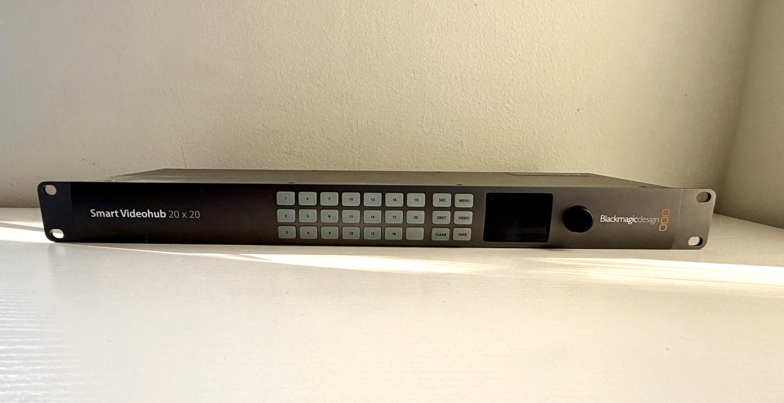 Blackmagic Design Smart Videohub 20 x 20 3G / 6G / HD SDI Router Black Magic