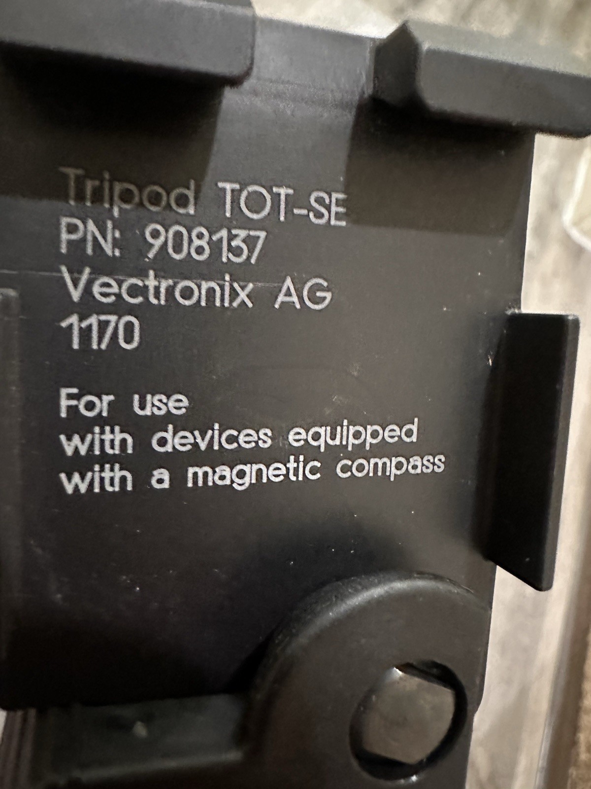 Vectronix TOT-SE Carbon Fiber Tripod With Tilt Pan Head PN 908137