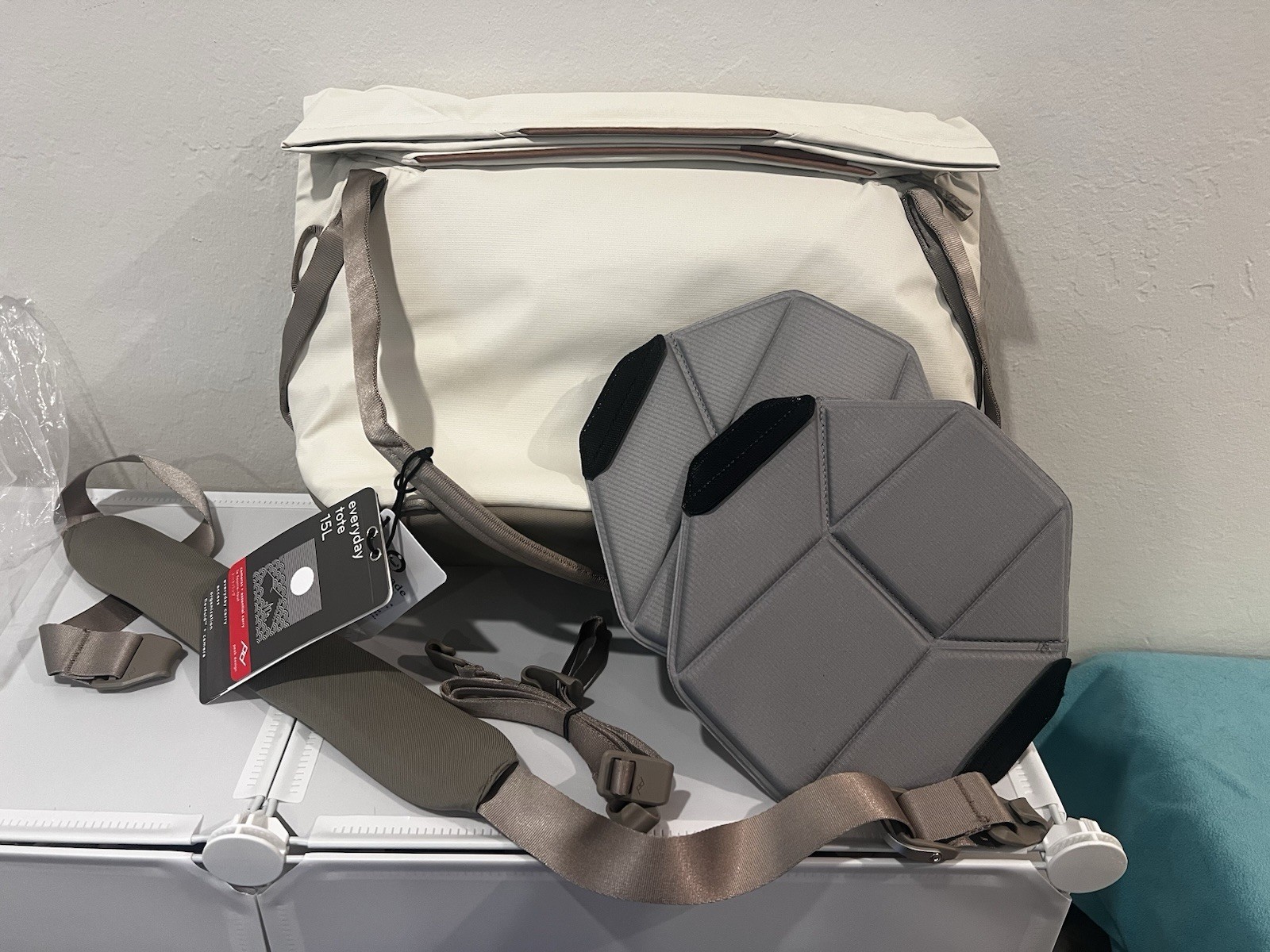 Peak Design Everyday Tote 15L Camera Carry/Shoulder Bag Padded Beige/Gray