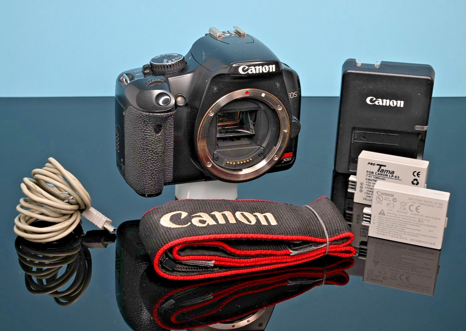 Canon EOS Rebel XSi DSLR Black Digital Camera Body Tested w/Charger 2 batteries