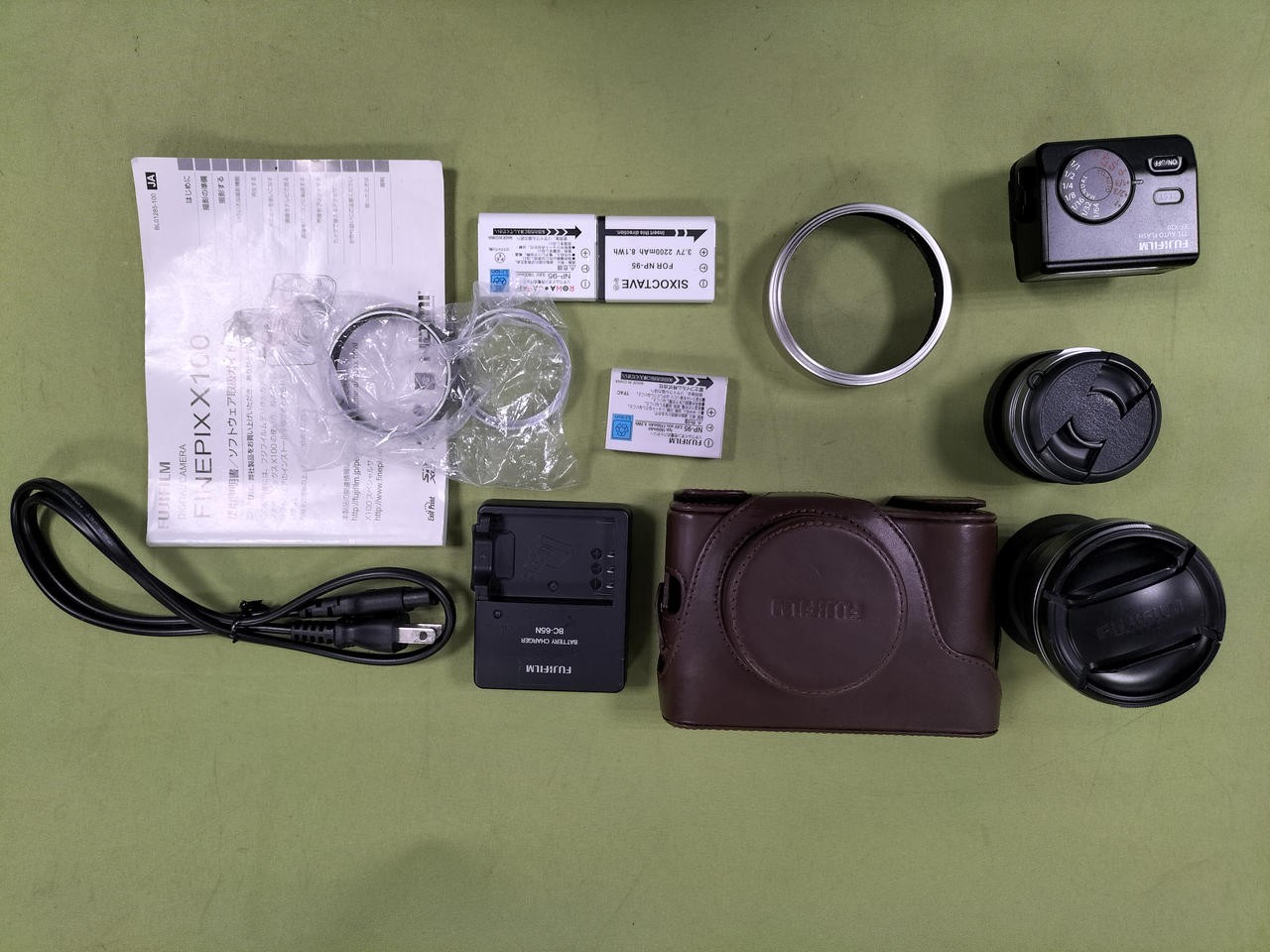 Fujifilm FinePix X100 Digital Camera 12.3MP APS-C, OVF & EVF, Excellent Optics