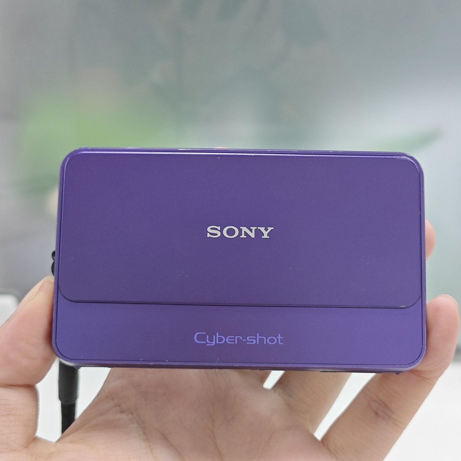 Sony Cyber-Shot DSC-T99 Purple Sony T Series 14.1MP Digital Camera 4x Zoom 90%
