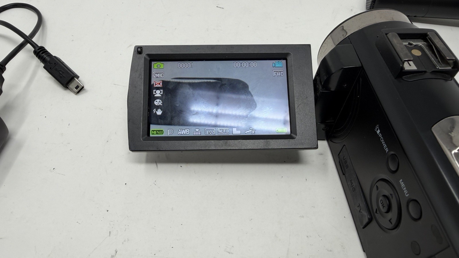 Camcorder Video Camera HD 1920x1080P 24.0MP 3.0″ LCD HDV-201LM TESTED WORKS