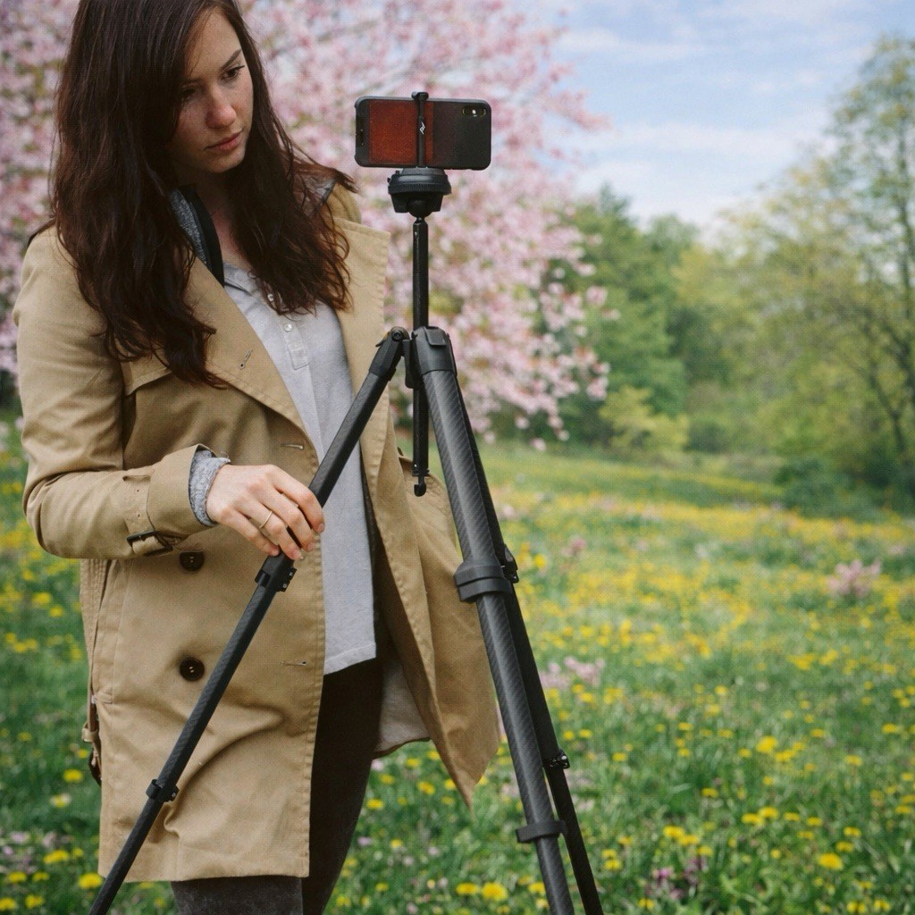 Peak Design Carbon Fiber Travel Tripod for Cam & Phone TT-CB-5-150-CF-1 open box