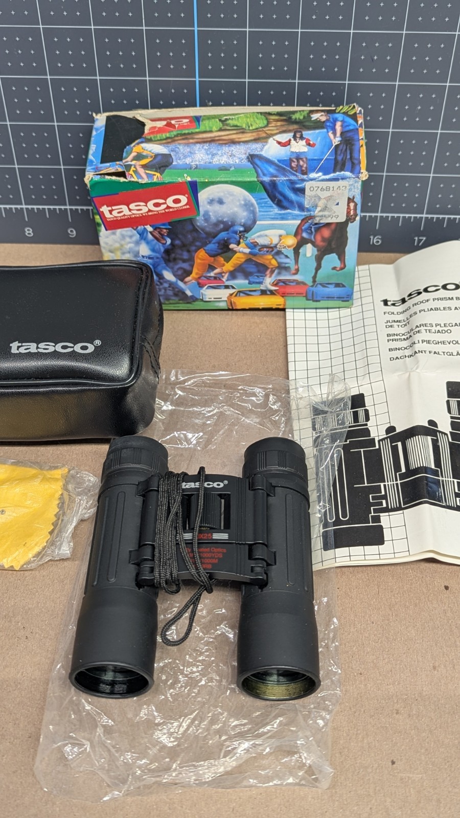 Tasco Folding Roof Prism Binoculars 10×25, New (1992)