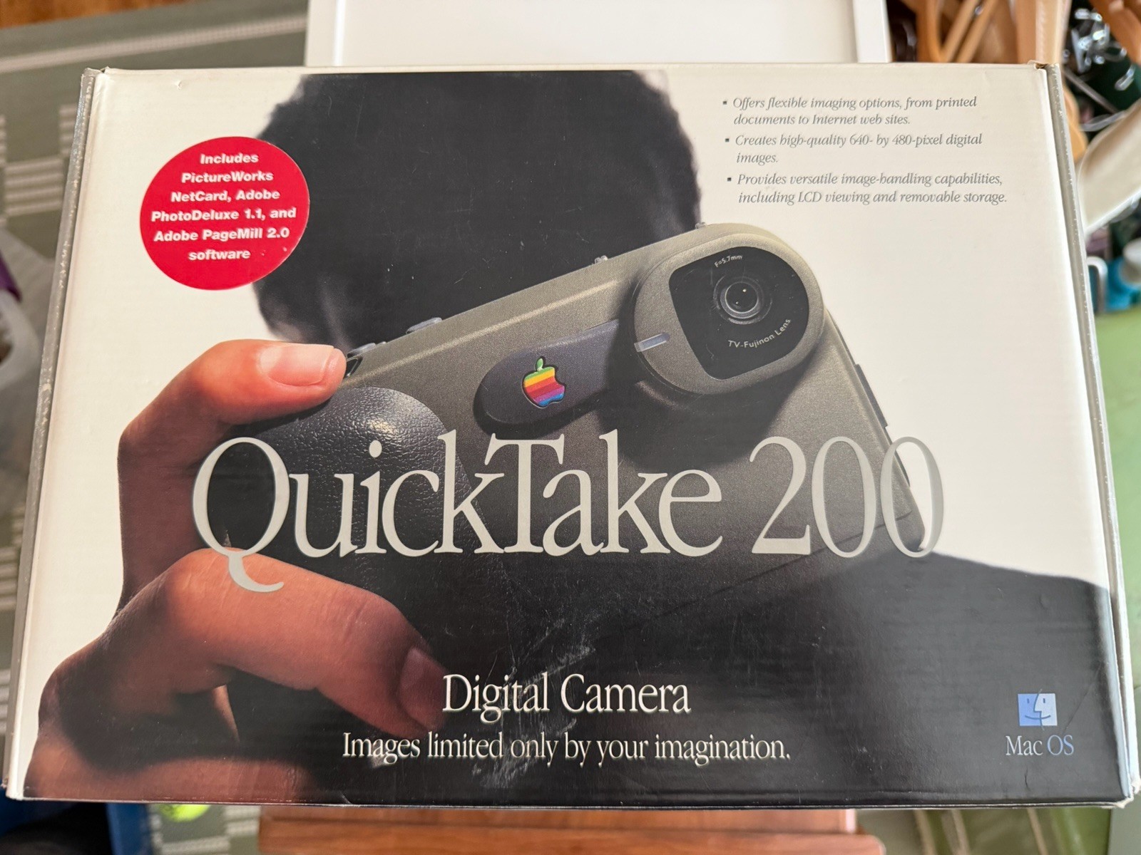 Apple QuickTake 200 WITH BOX Compact Digital Camera Gray 640×480 Built-in Flash