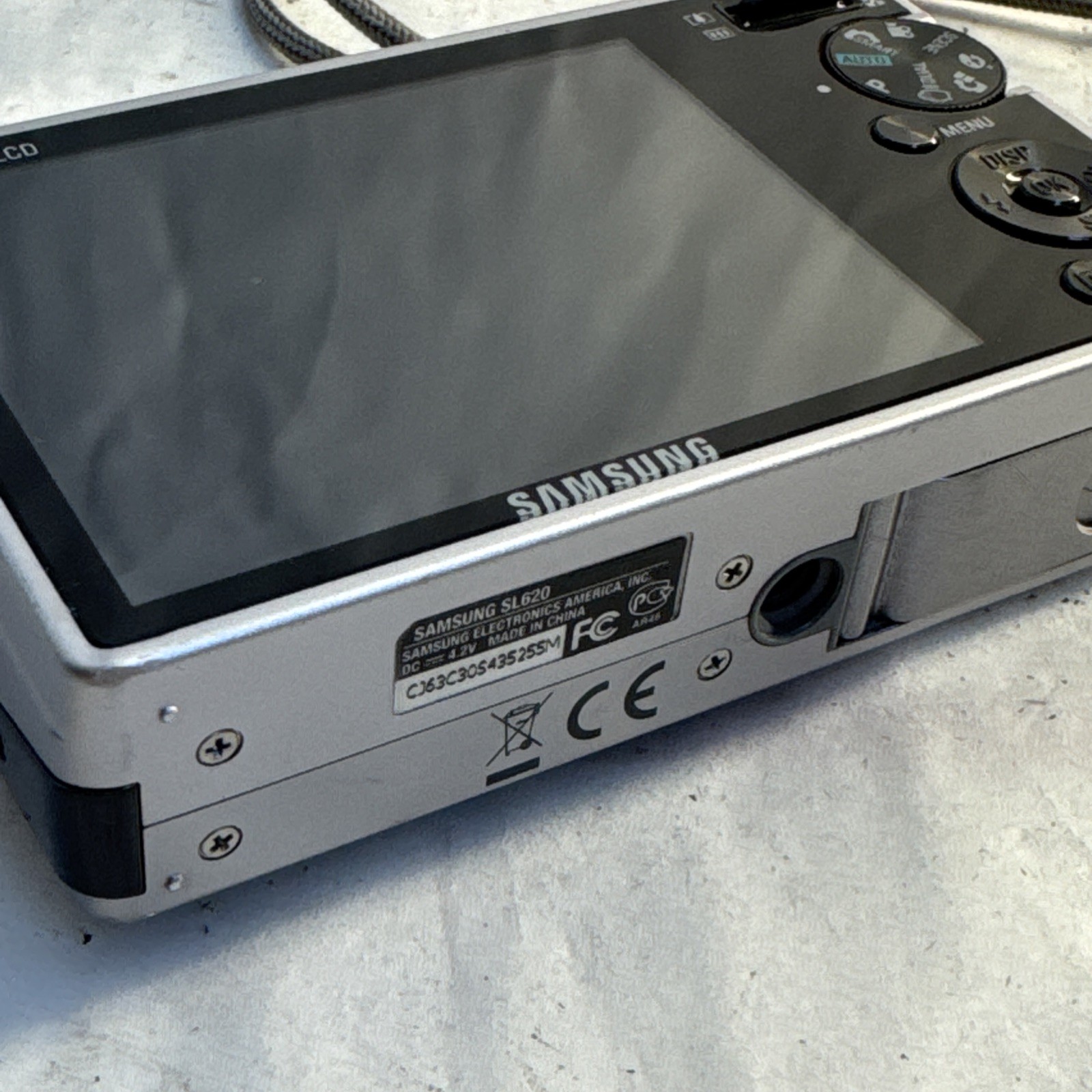Samsung SL620 12.2MP Flash Optical Zoom Compact Digital Camera Charger Works