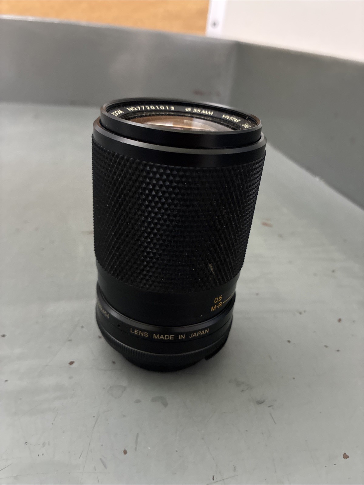 Vivitar Camera Lense 35-10MM Macro Focusing Zoom 1:3.2-4.0 No.77201013