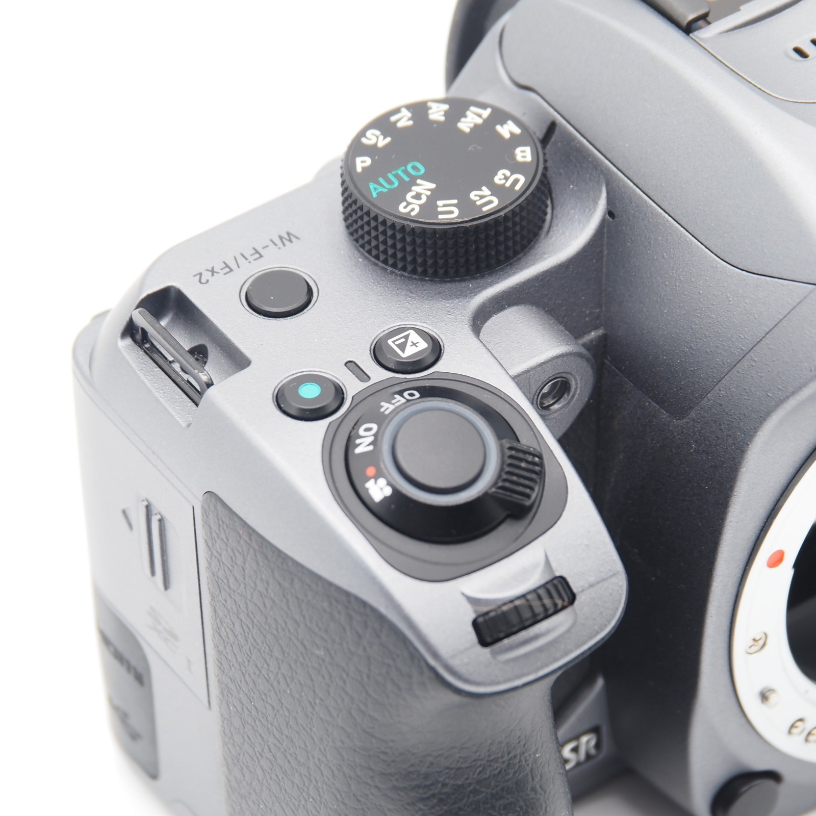 [A Top Mint] PENTAX K-70 Silver 24.0 MP Digital SLR Camera w/Box From JAPAN 9766