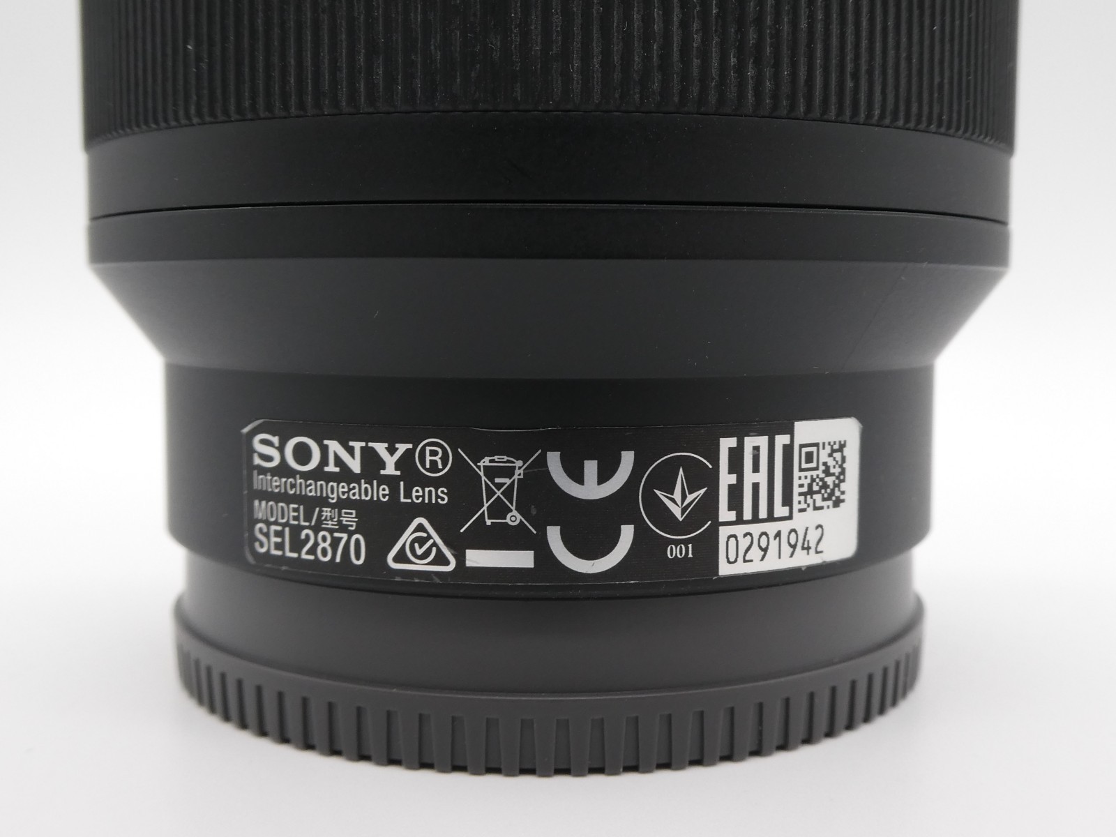 35 languages MINT SONY Alpha A7II Mirrorless Digital Camera FE 28-70mm Lens Kit