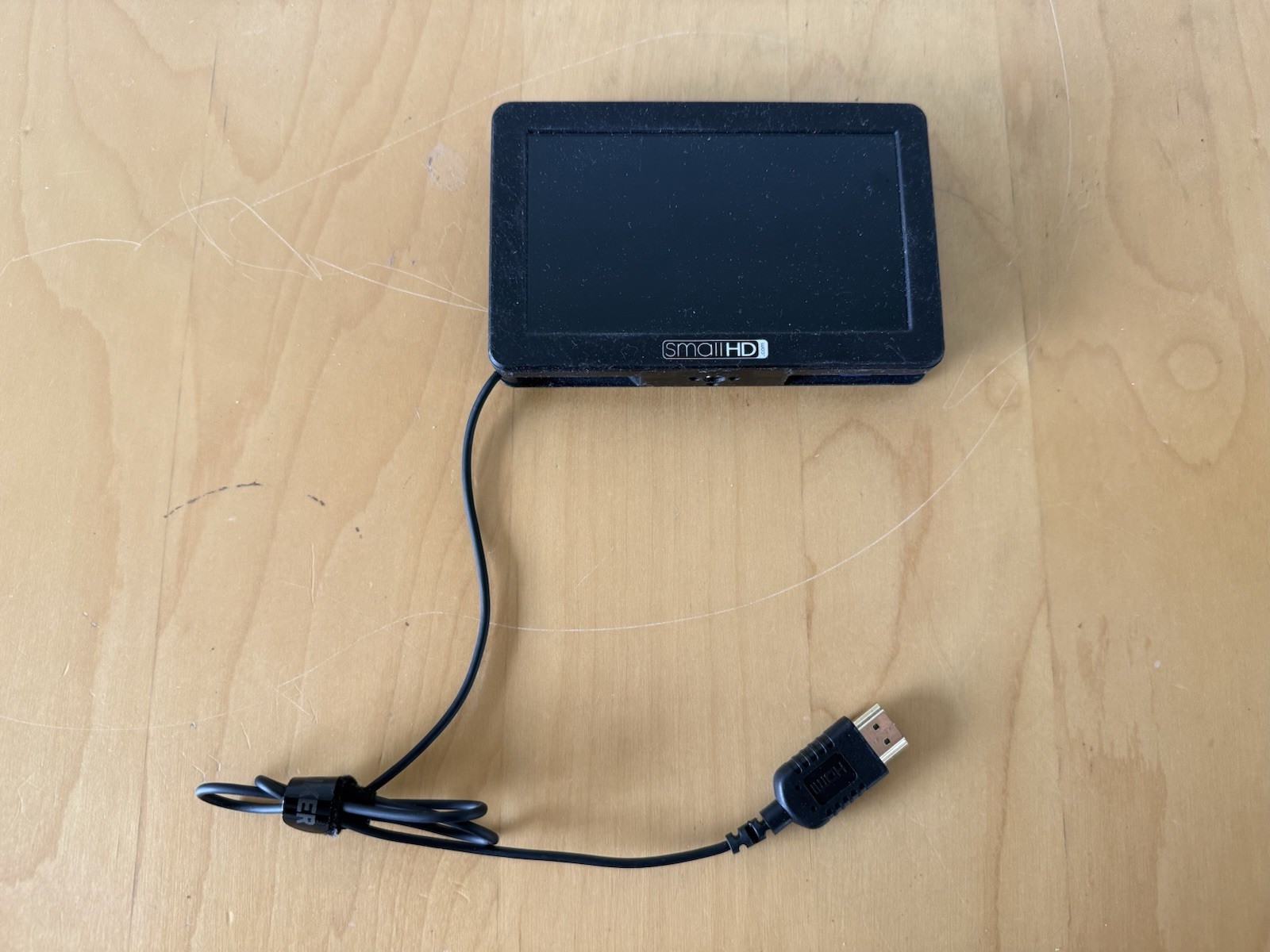 SmallHD FOCUS 5″ On-Camera IPS Touchscreen Monitor