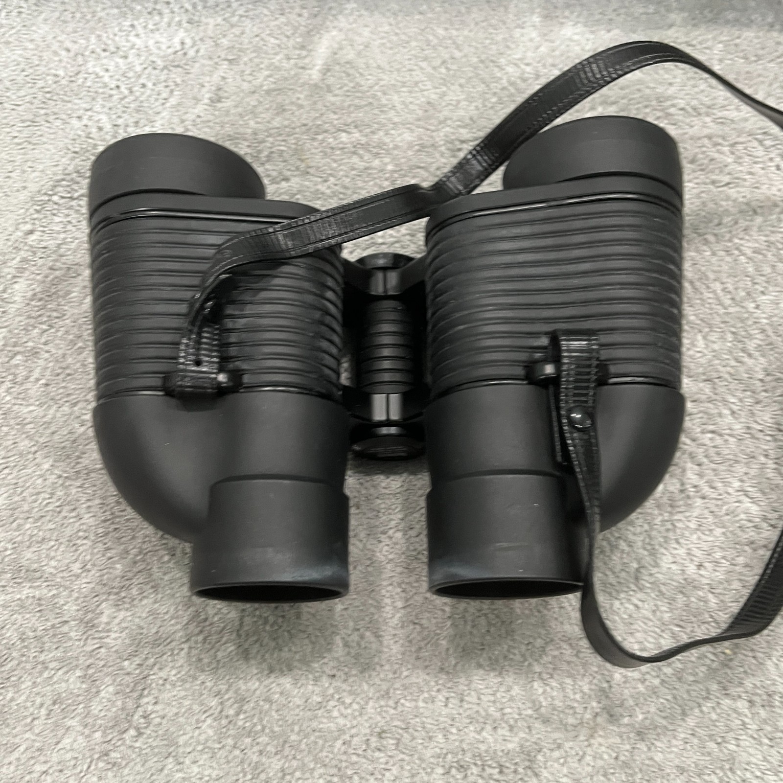 Bushnell 7×35 PermaFocus Binoculars #173507 with soft case and manual