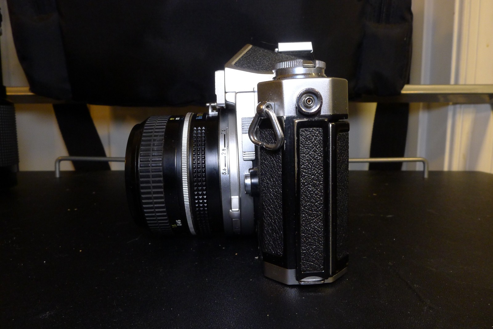 Nikon Nikkormat FT2 35mm SLR Film Camera with 50mm and zoom lens. Works great!