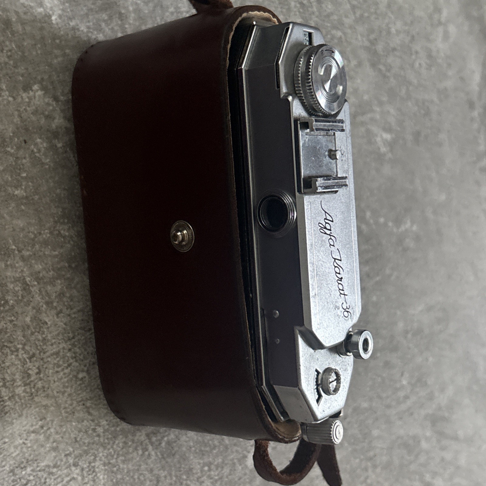 AGFA Karat 36 mit Xenon 50mm f/2,0 – SNr: XV9703