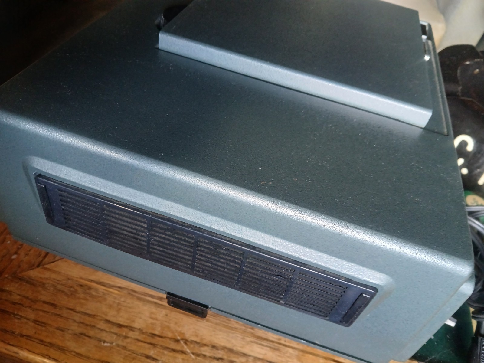 Vintage Argus A541 Slide Projector W/slide Projector Trays Bundle (R)