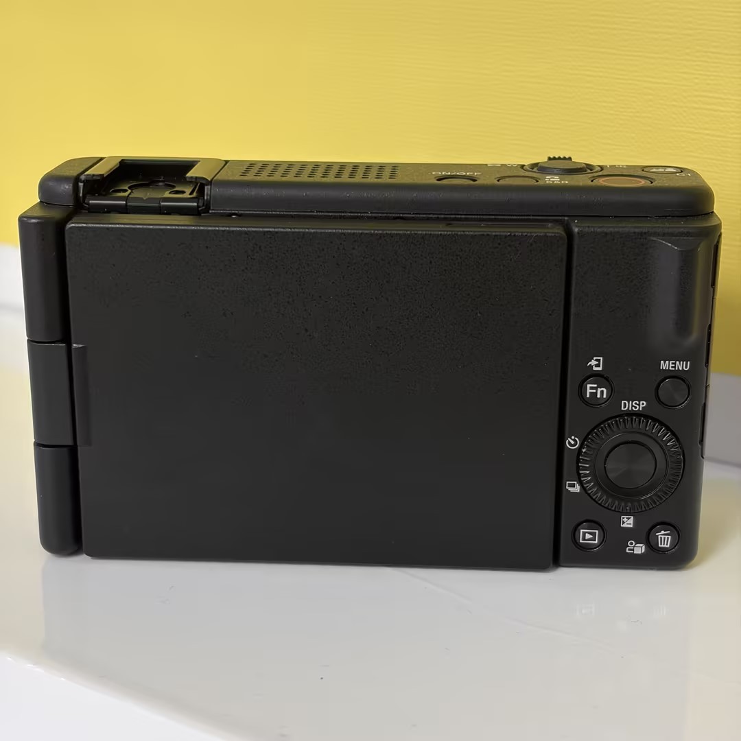 Sony ZV-1F Digital Camera for Content Creators – 4K Video – 20.1MP – 95% New